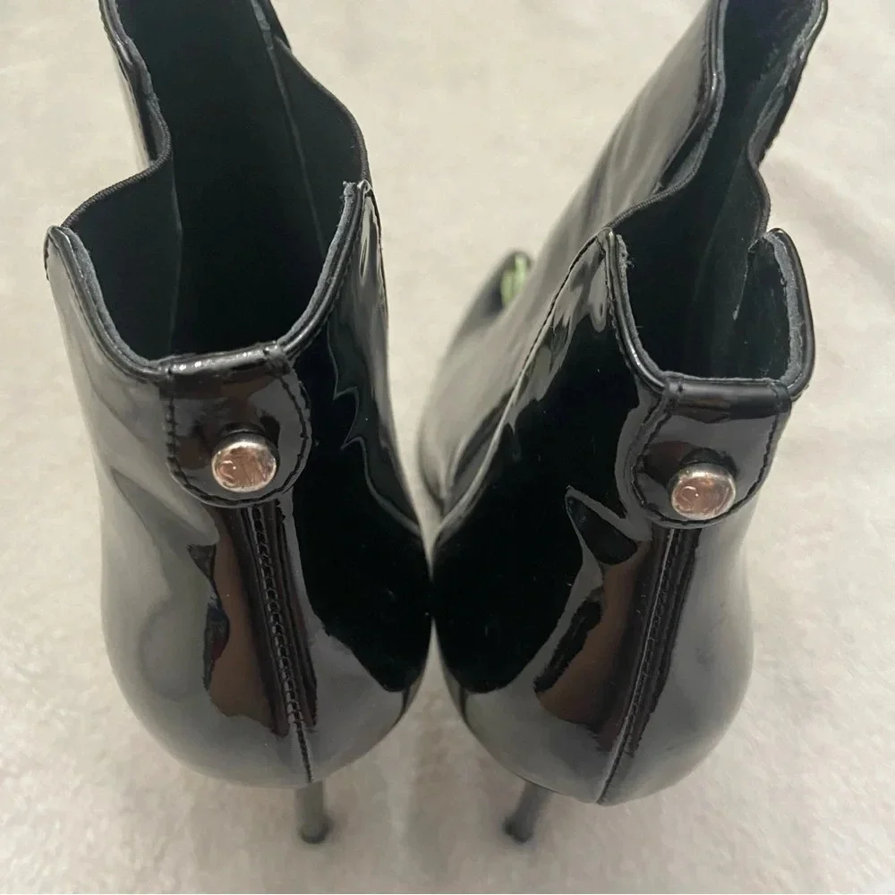 Stuart Weitzman stuart weitzman